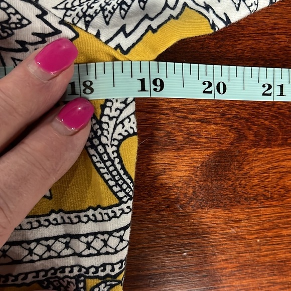 Talbots Womens Tee M Navy Gold Pullover Crew Neck Floral Print Classy Elegaant - Picture 8 of 10